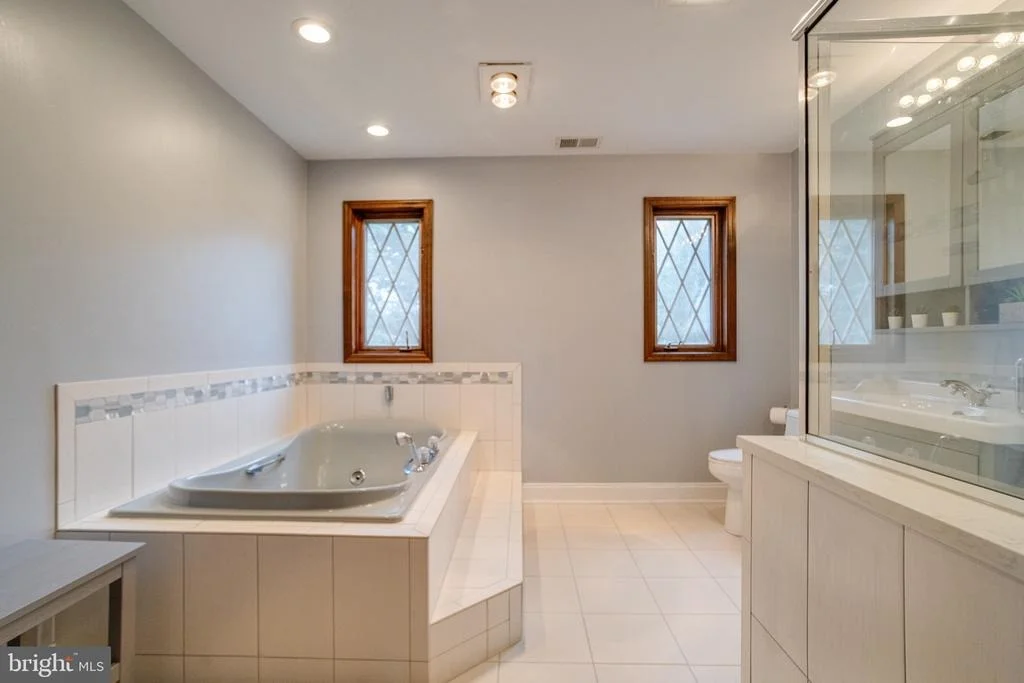 Photo of 2300 KINGS ARMS DRIVE
