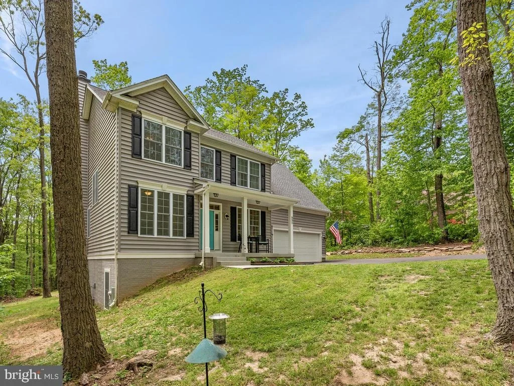 Photo of 995 WILDA DRIVE