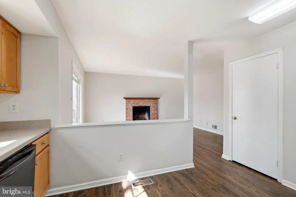 Photo of 11300 FREAS DRIVE