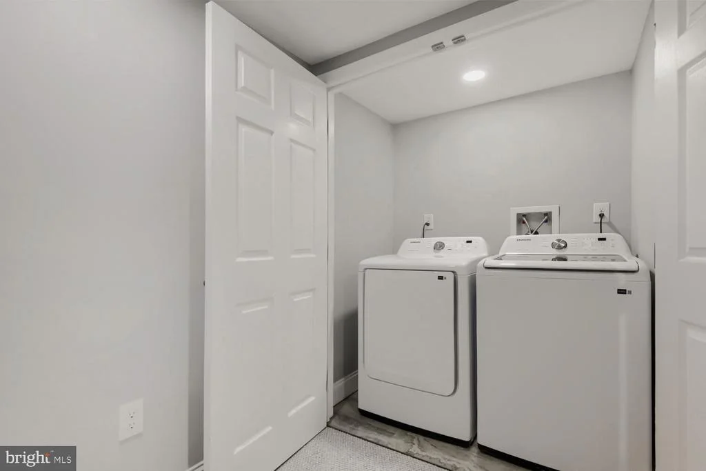 Photo of 696 W MAPLE ROAD