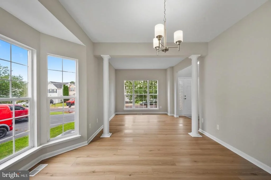 Photo of 927 FAIRWOOD DRIVE
