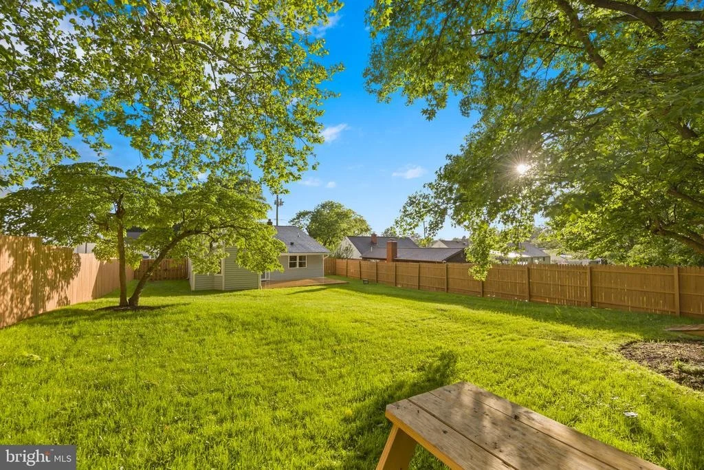Photo of 12717 HOLDRIDGE ROAD