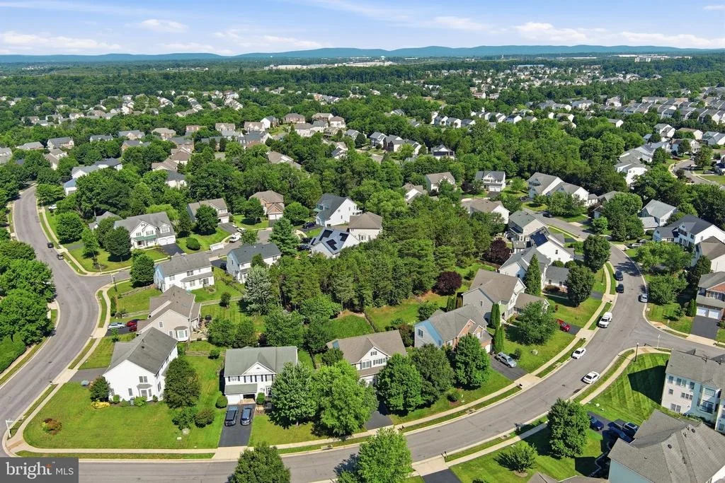 Photo of 9242 RAINBOW FALLS DRIVE