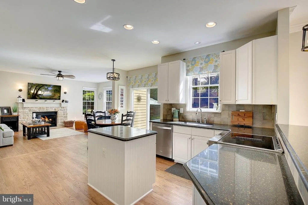 Photo of 2427 CHELMSFORD DRIVE