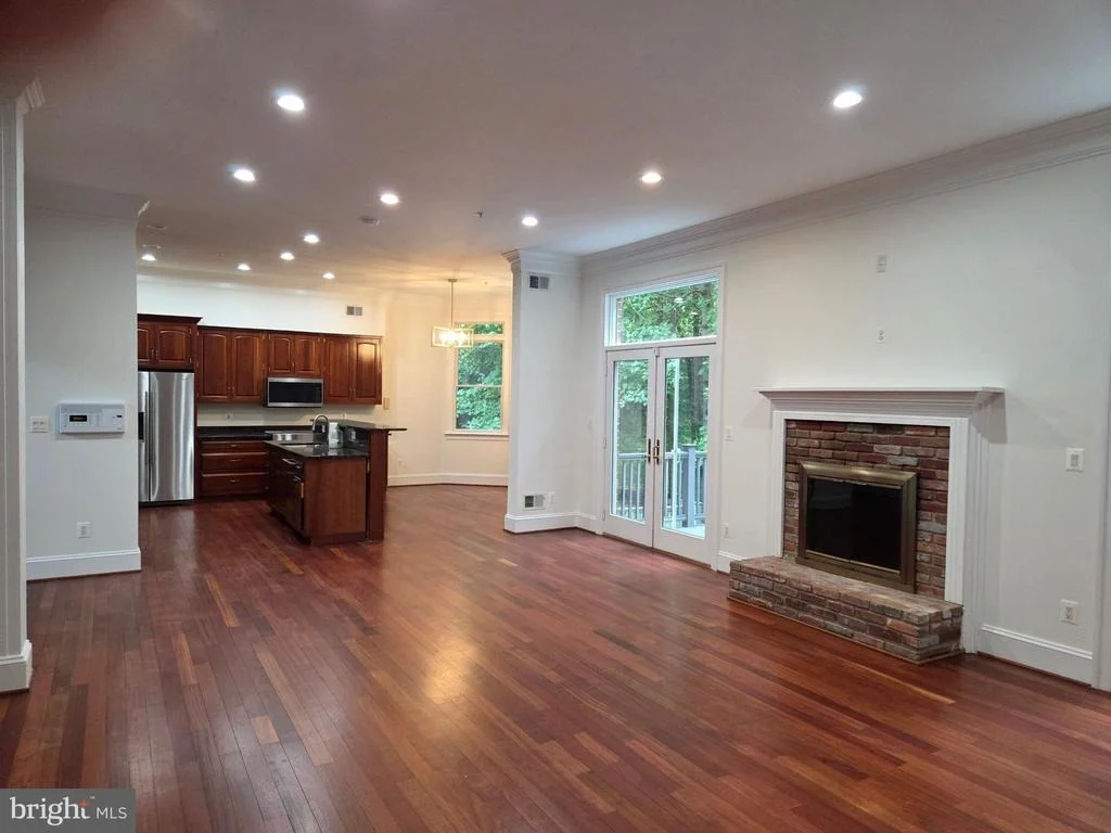 Photo of 6405 CHEW ROAD