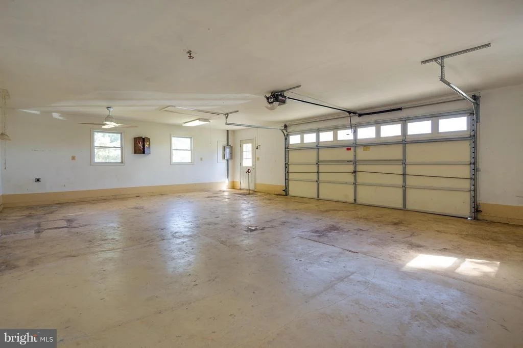 Photo of 9258 LEE HIGHWAY