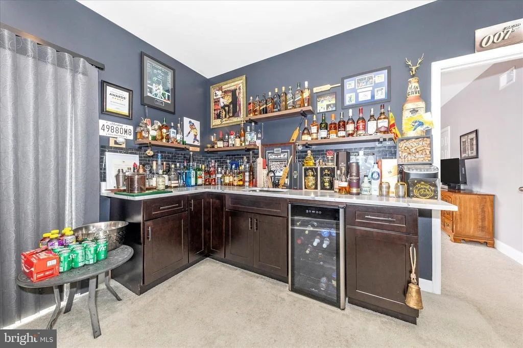 Photo of 825 HOLDEN ROAD