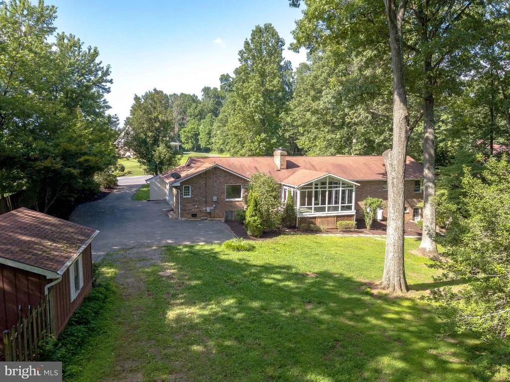 Photo of 2521 JONES ROAD