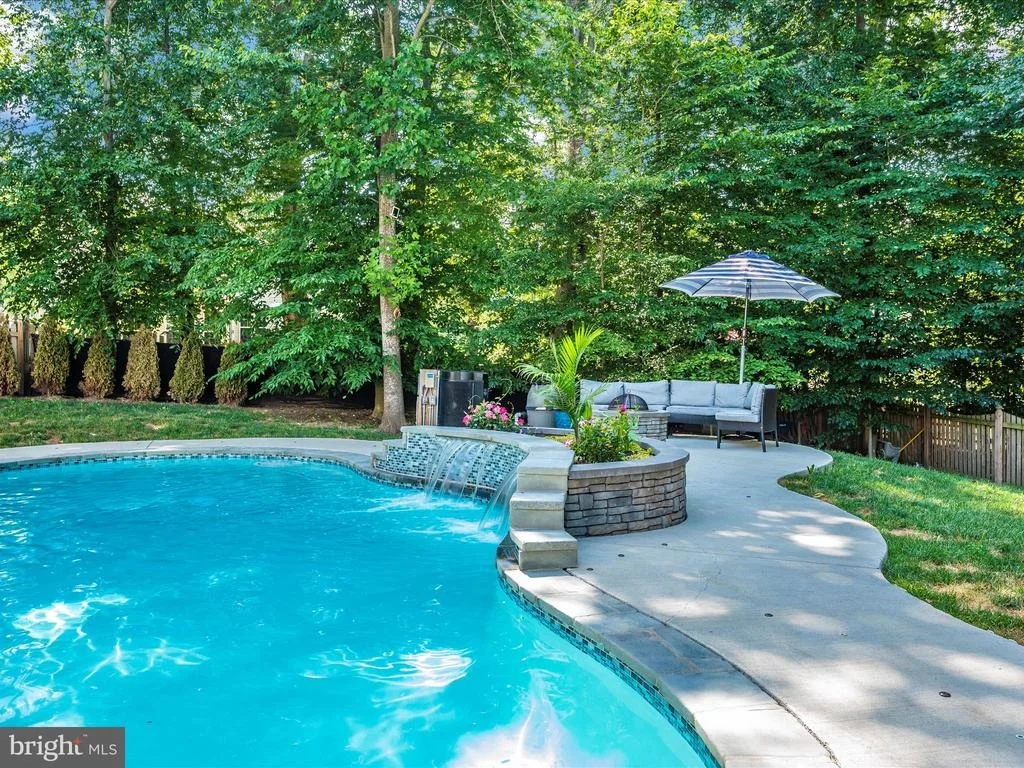 Photo of 6436 DRESDEN PLACE