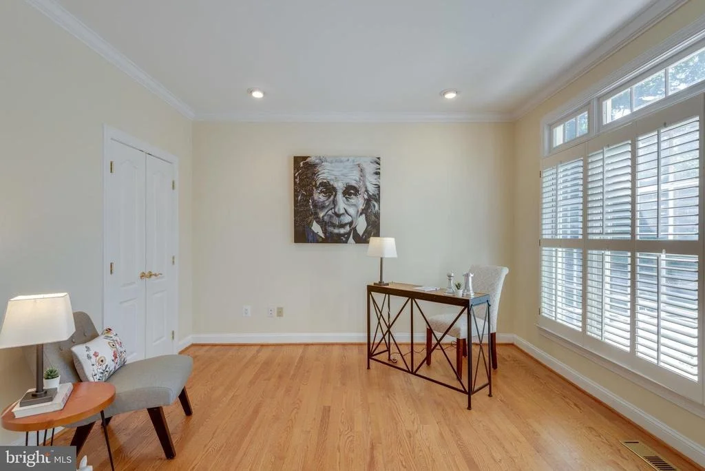 Photo of 12104 WALNUT BRANCH ROAD