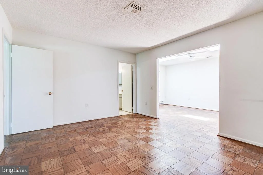 Photo of 15616 HACKNEY LANE
