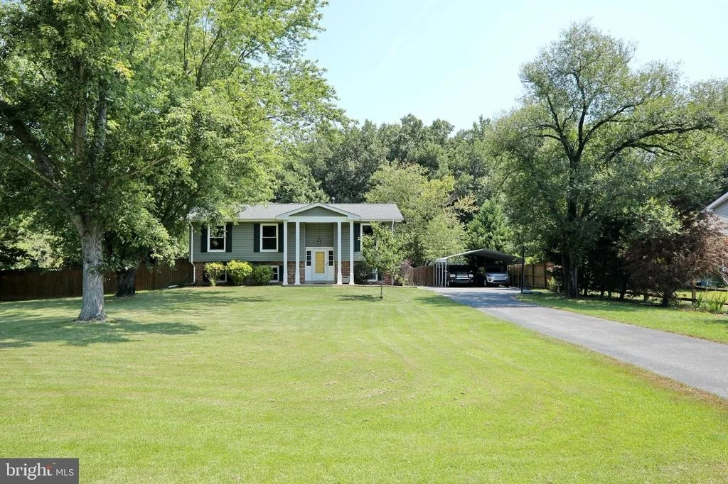 Photo of 5016 SKYLARK DRIVE