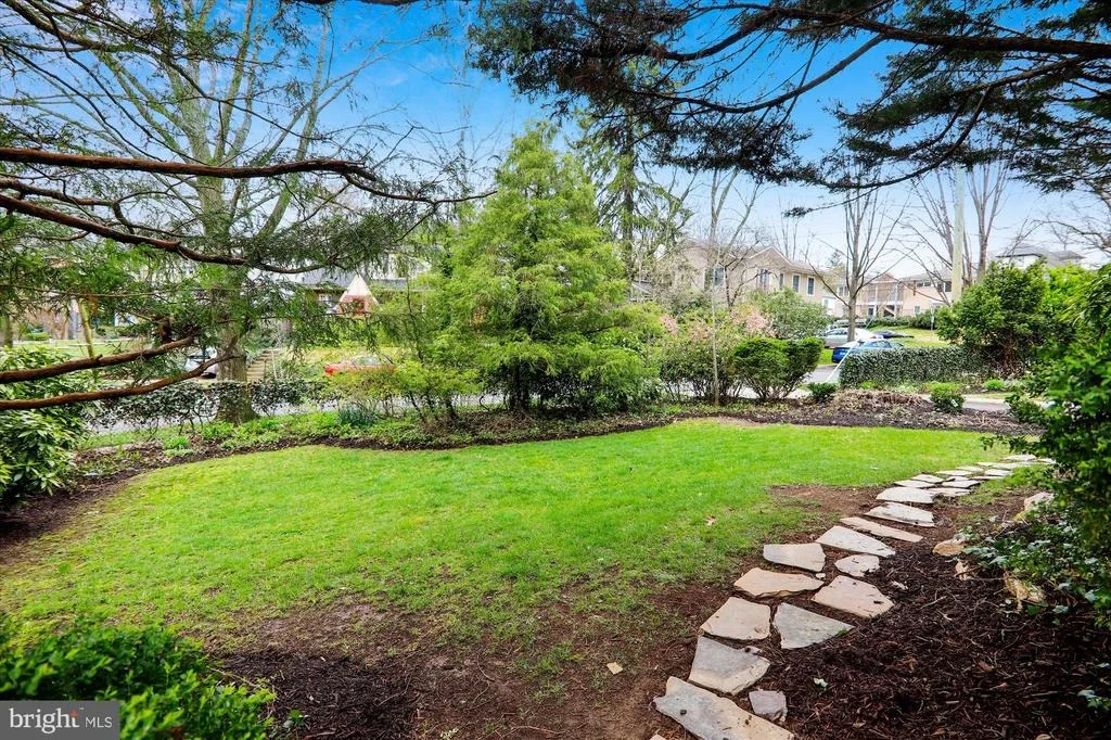 Photo of 4711 LANGDRUM LANE