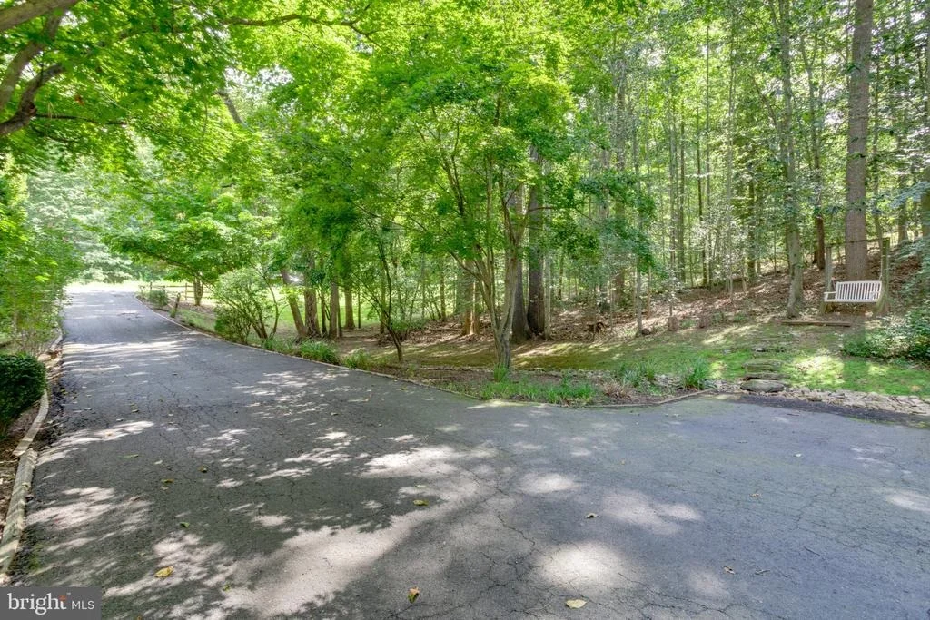 Photo of 11154 STONEBROOK DRIVE