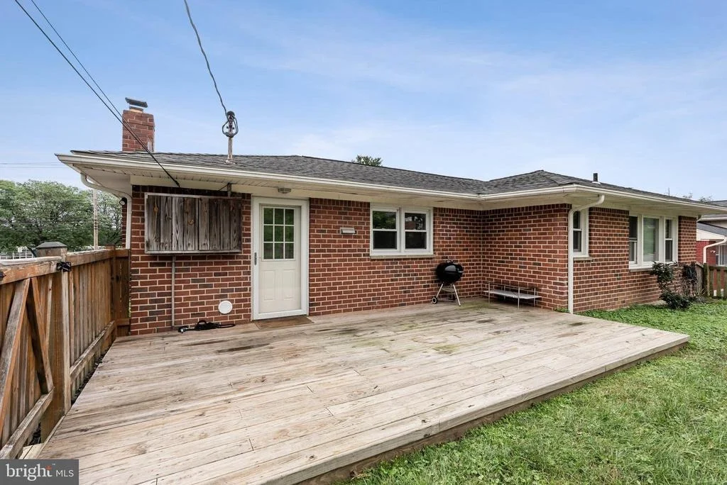 Photo of 816 PROVIDENCE ROAD