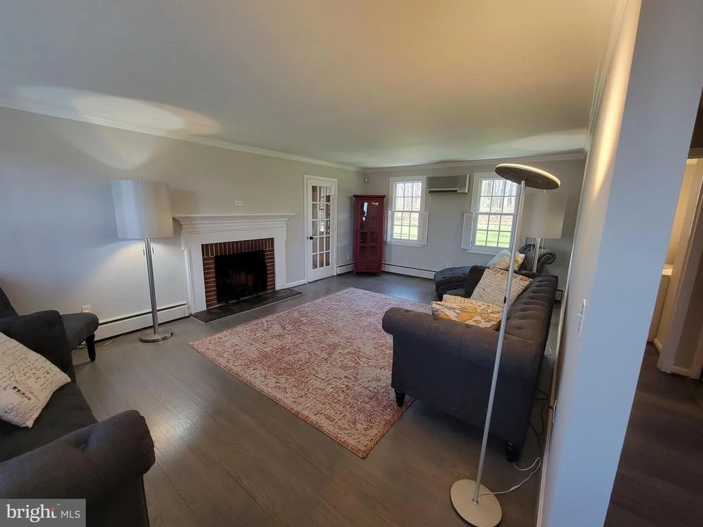 Photo of 18909 MUNCASTER ROAD