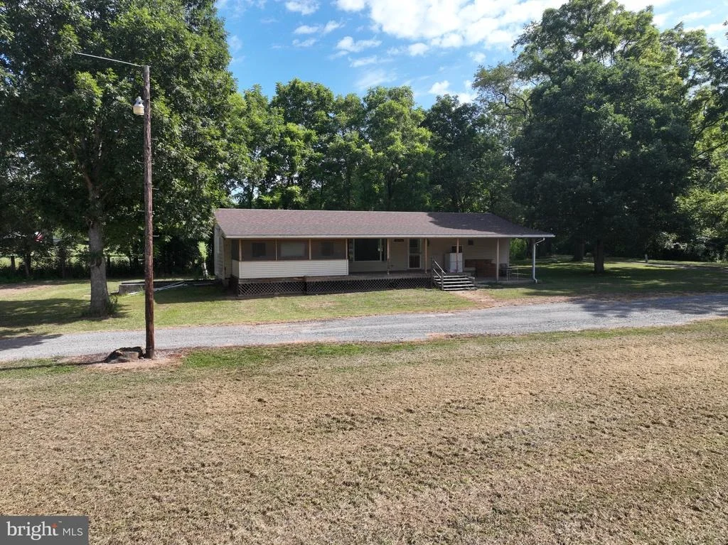Photo of 13900 SCHELLSBURG ROAD