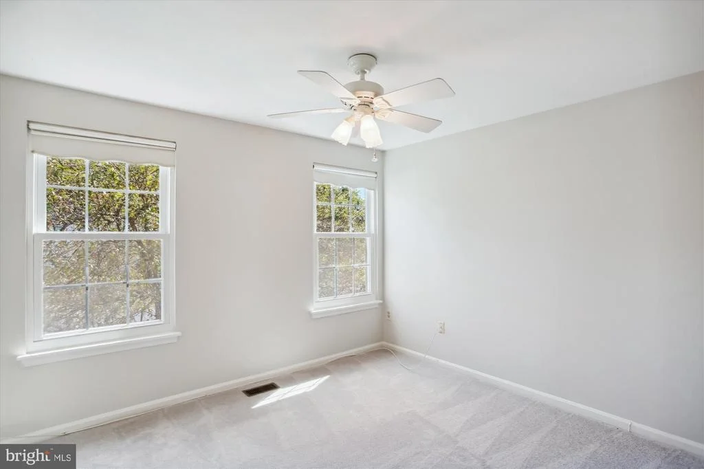 Photo of 927 POINTER RIDGE DRIVE