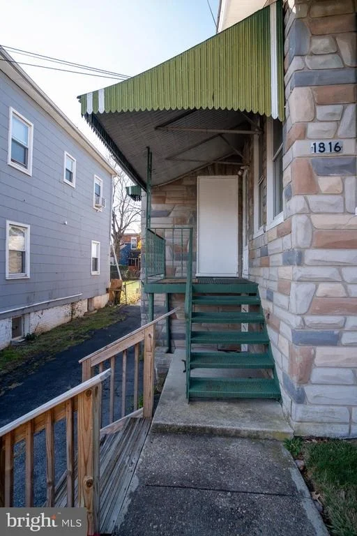 Photo of 1816 FAIRVIEW AVENUE