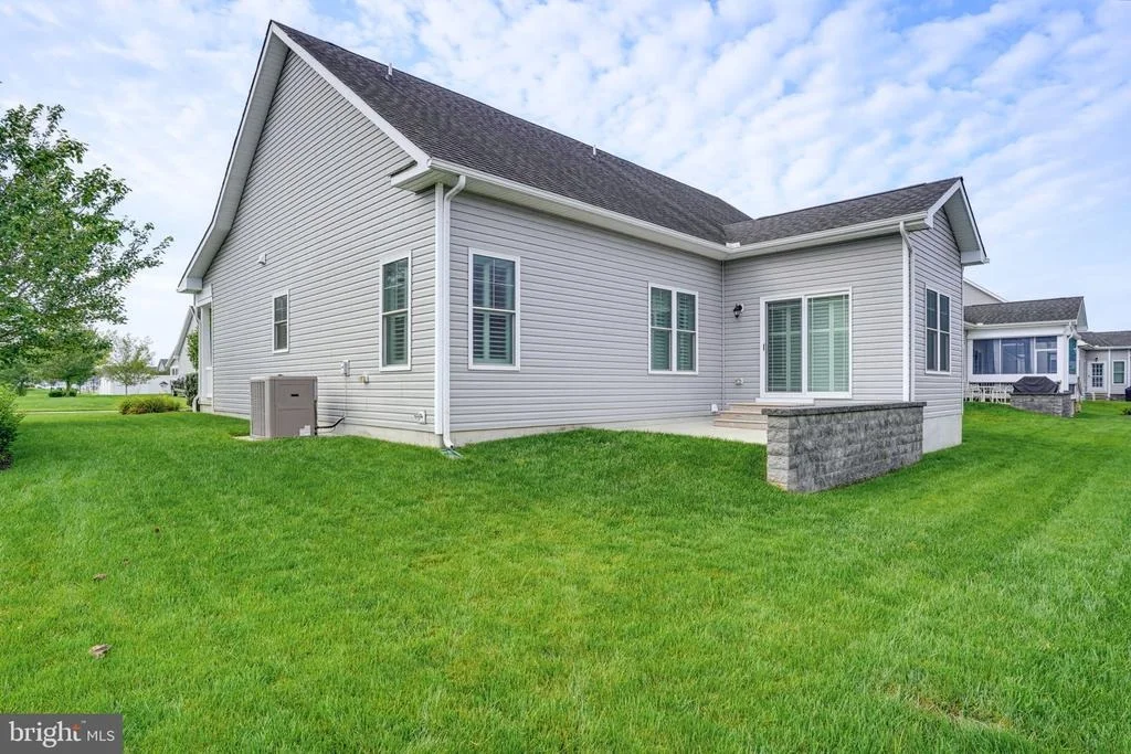 Photo of 38147 JETTY LANE