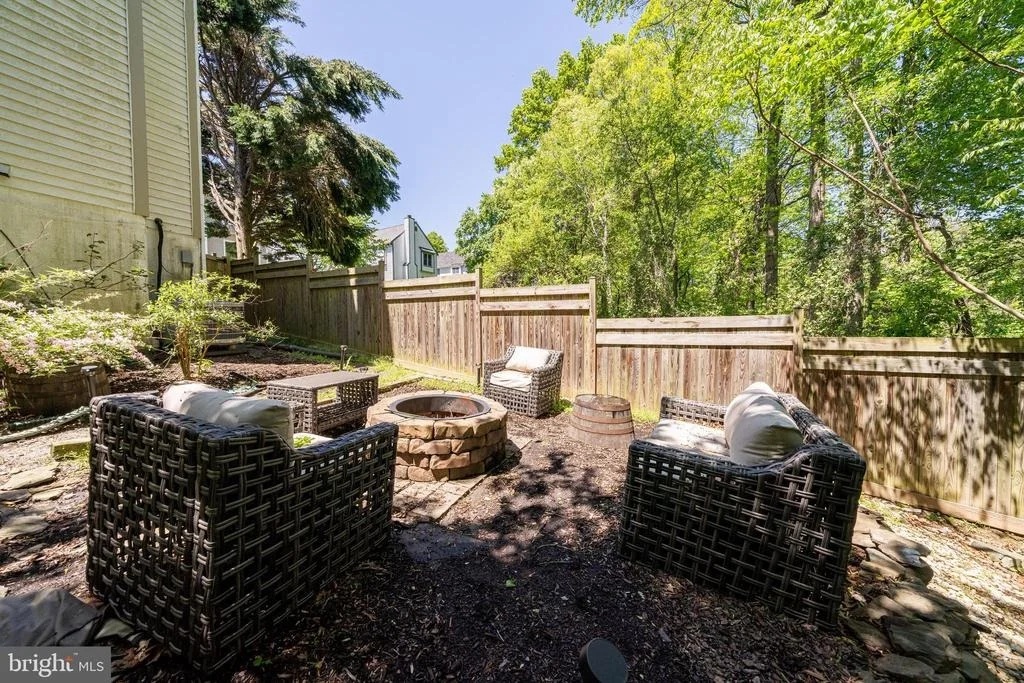 Photo of 8604 LAUREN DRIVE