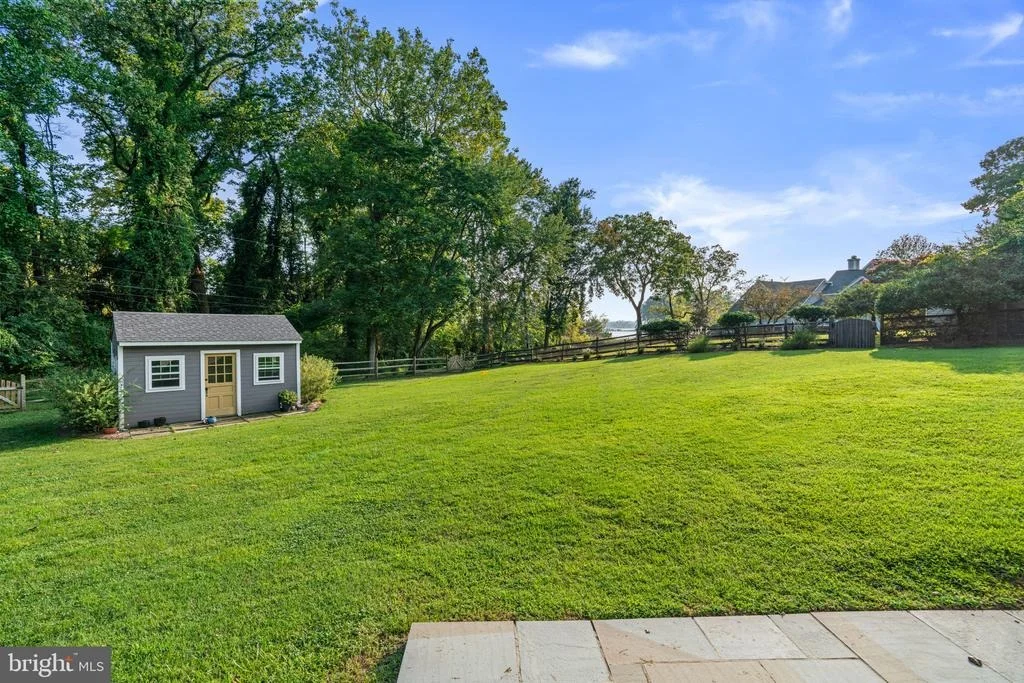 Photo of 384 EAGLE HILL ROAD