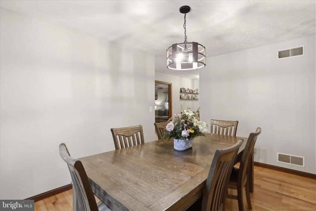 Photo of 435 SUMMIT DRIVE