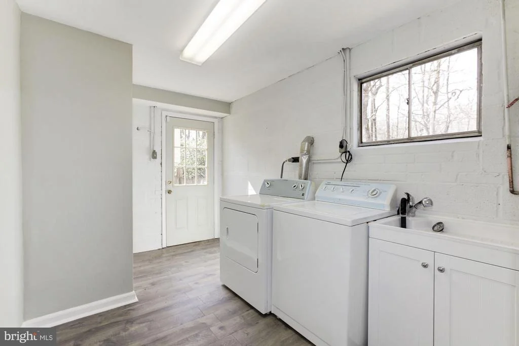 Photo of 6400 REDWING ROAD