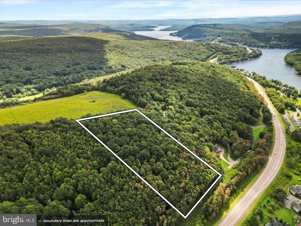 Photo of 68 GARRETT HIGHWAY