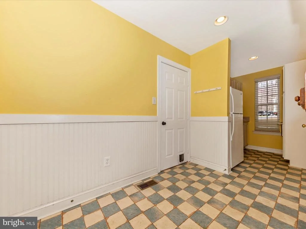 Photo of 12600 RUNNING BROOK DRIVE