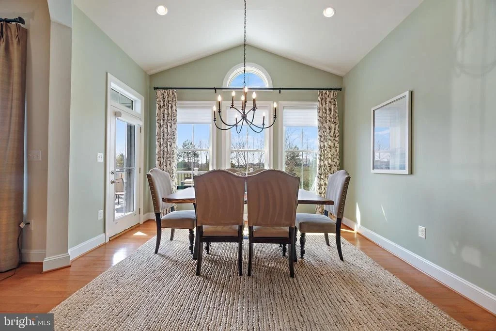 Photo of 2926 LEVEE DRIVE