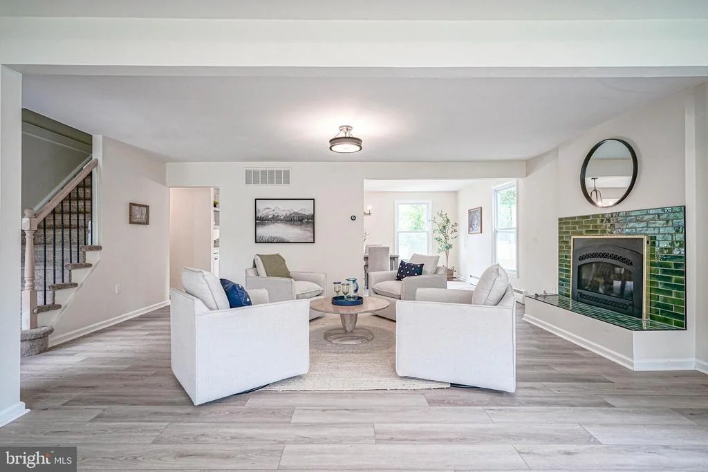 Photo of 299 HICKSTOWN ROAD