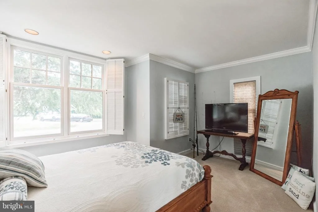 Photo of 3963 BAYSIDE DRIVE