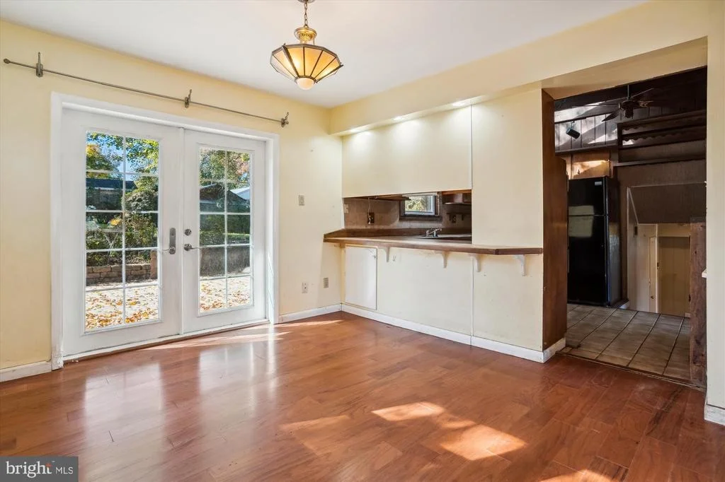 Photo of 5406 NUTTING DRIVE