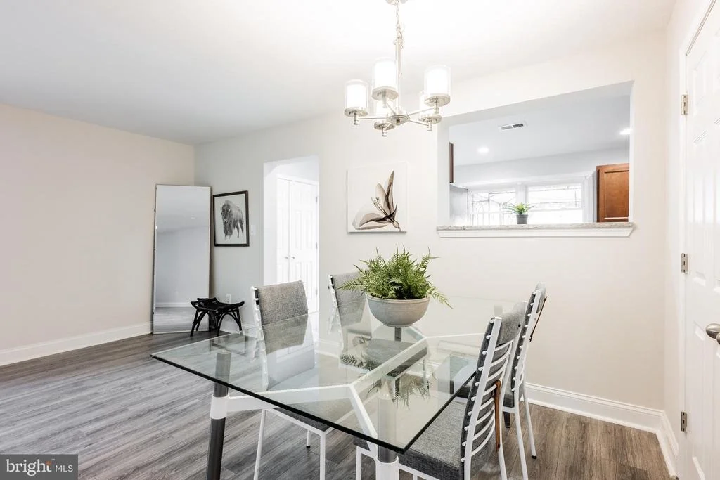 Photo of 1020 THOMAS ROAD