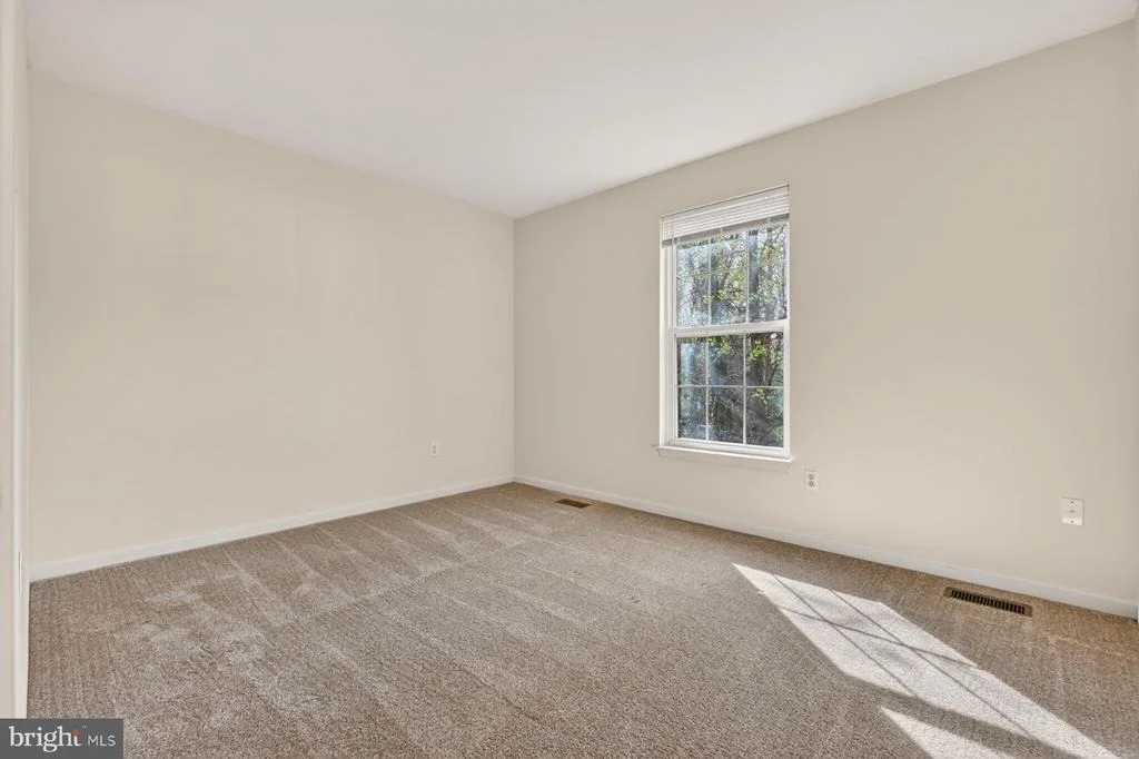 Photo of 111 JANWALL STREET