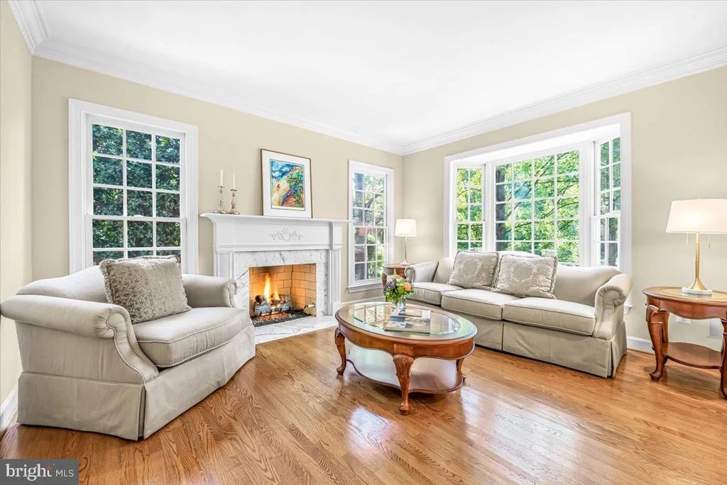 Photo of 6807 MEADOW LANE