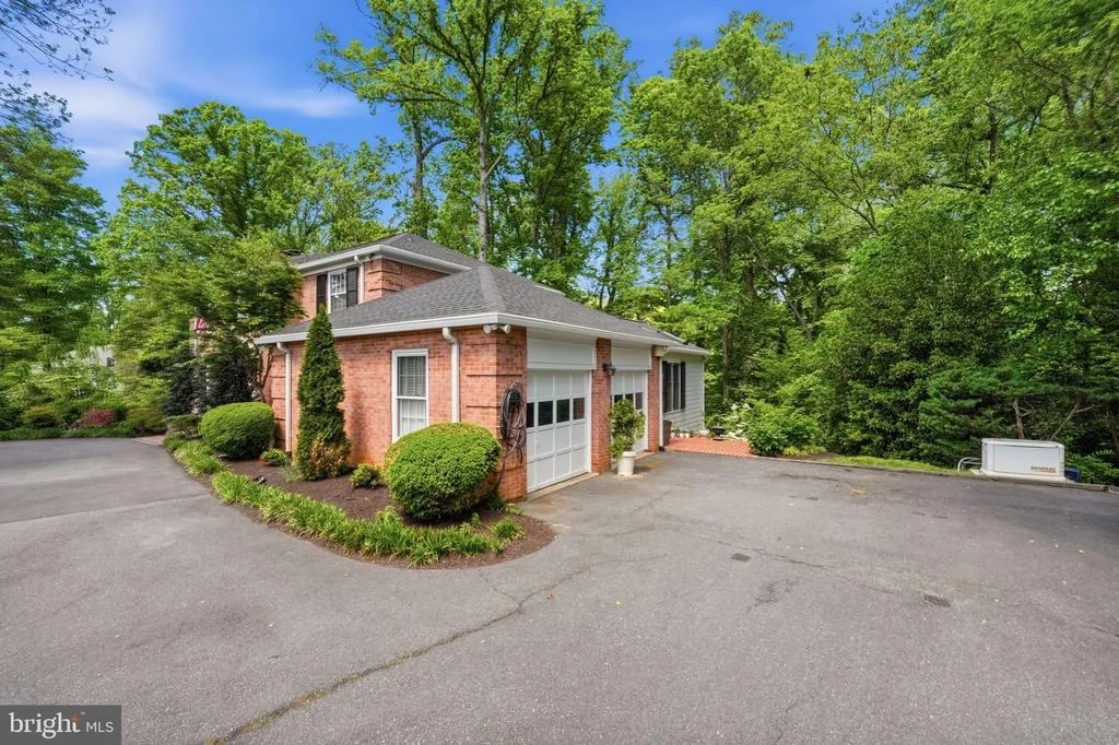 Photo of 969 SPENCER ROAD
