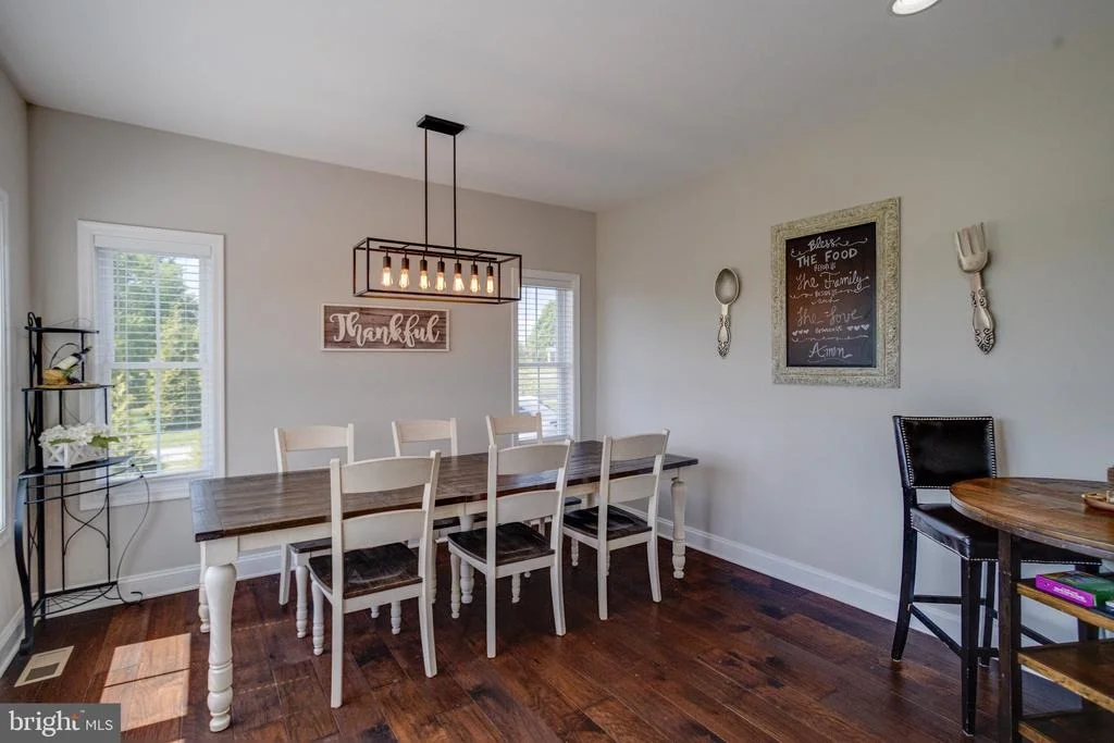 Photo of 2818 SCARFF ROAD