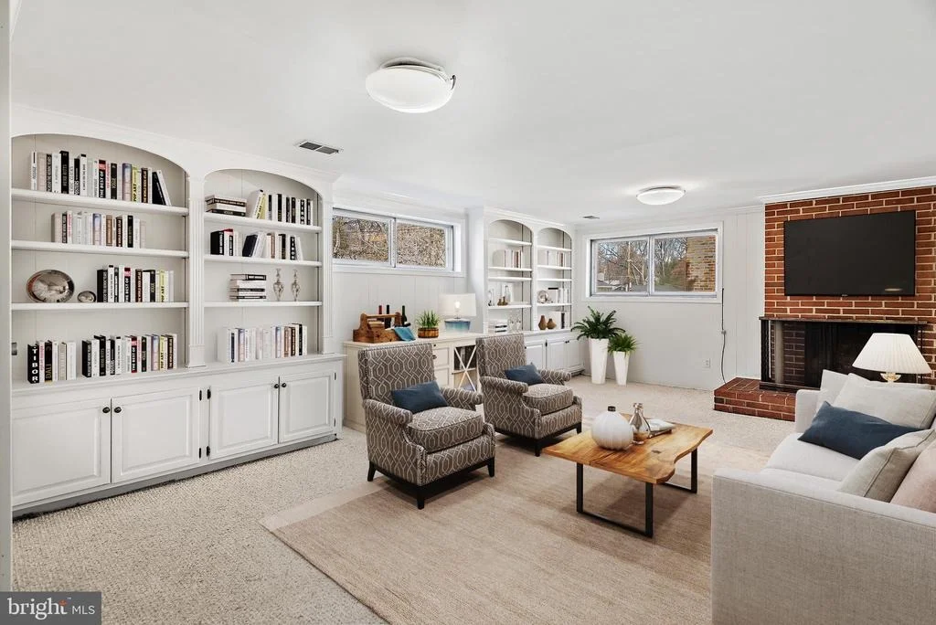 Photo of 616 KENBROOK DRIVE