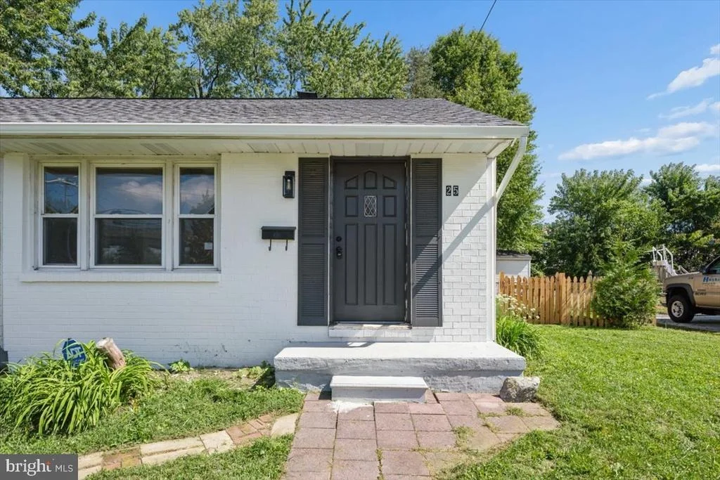 Photo of 25 MITCHELL AVENUE