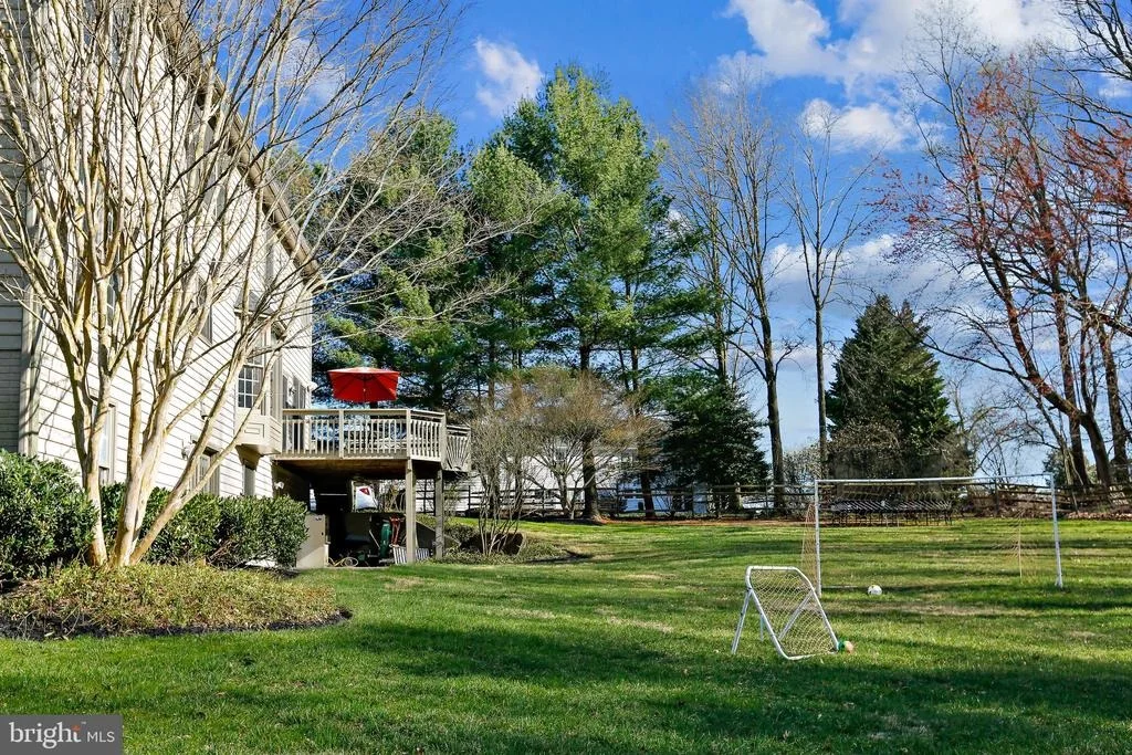 Photo of 22406 SWEETLEAF LANE