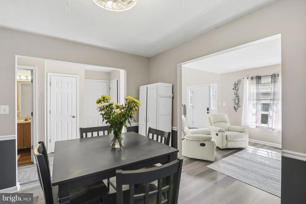 Photo of 736 LUCKY AVENUE