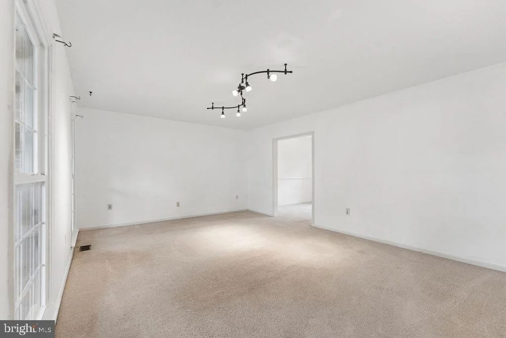 Photo of 9622 AUTUMN PLACE