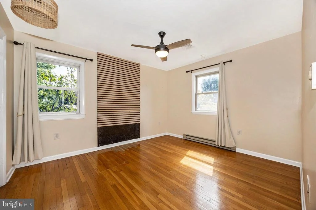 Photo of 3905 SUGARLOAF DRIVE