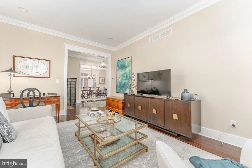 Photo of 305 QUIGLEY DRIVE