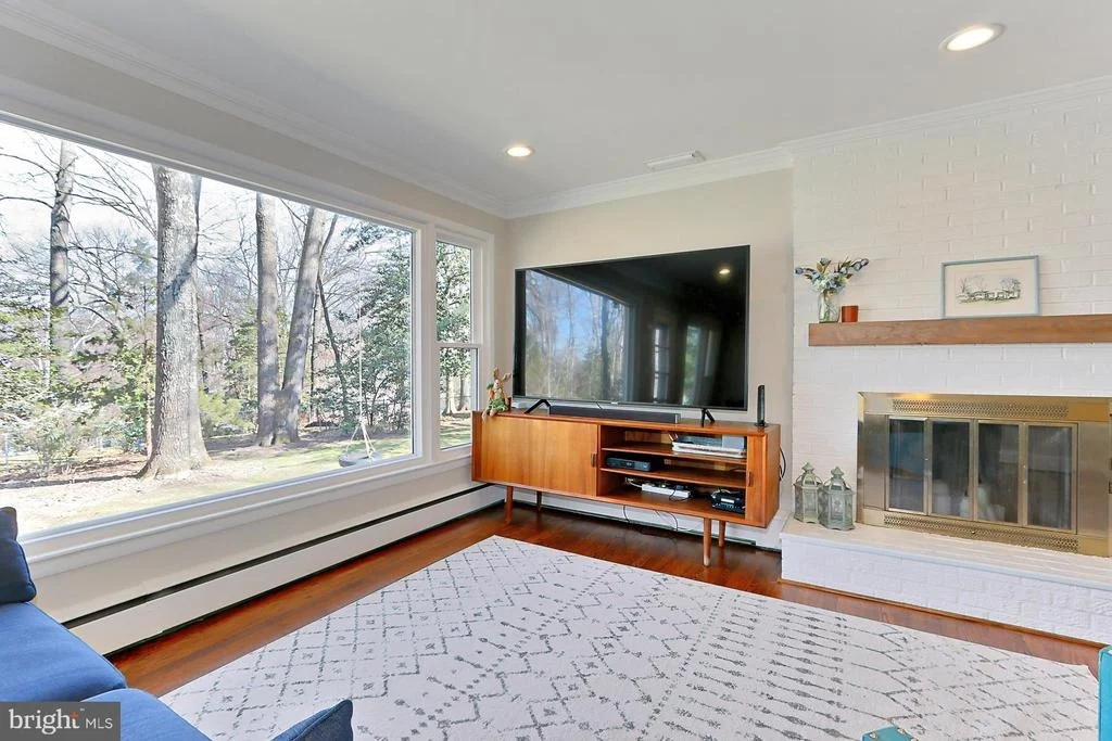 Photo of 4221 SAINT JEROME DRIVE