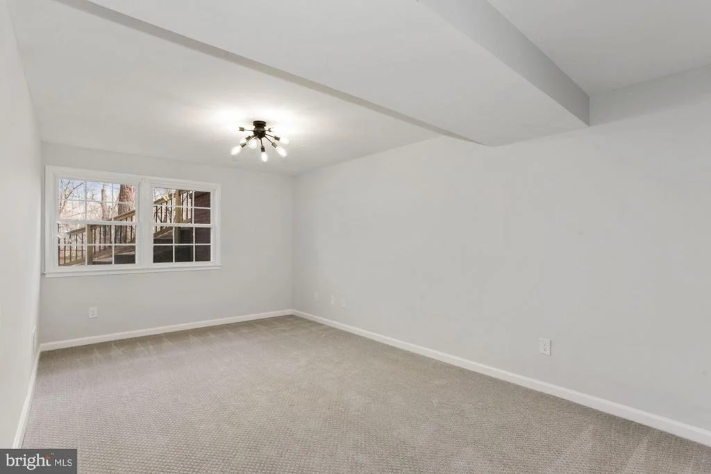 Photo of 6815 GILLINGS ROAD