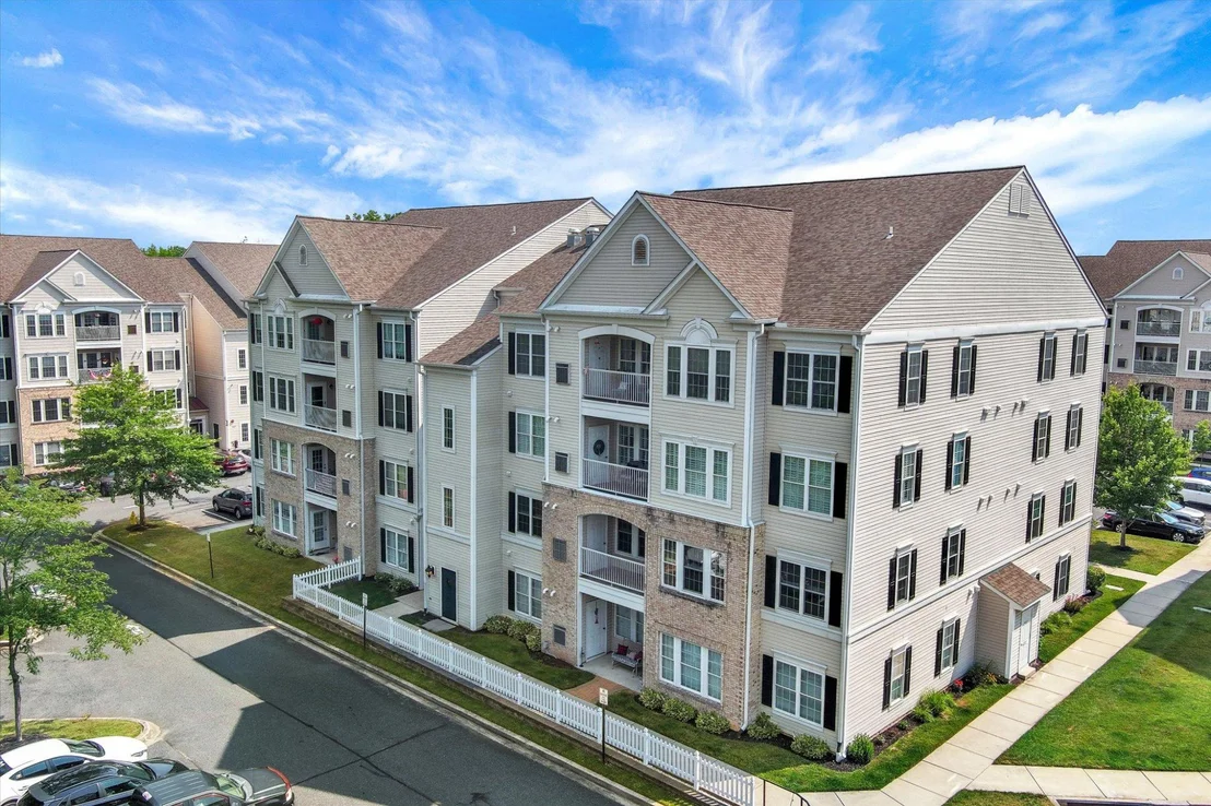 Photo of Unit 6 at 1403-F JOPPA FOREST DRIVE