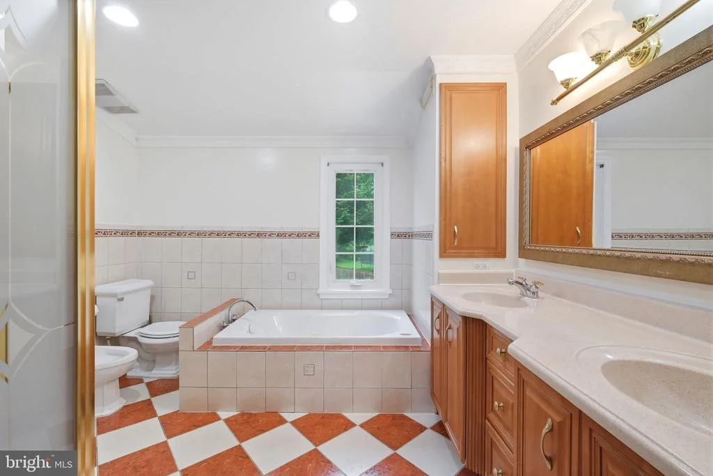 Photo of 3800 QUEEN MARY DRIVE